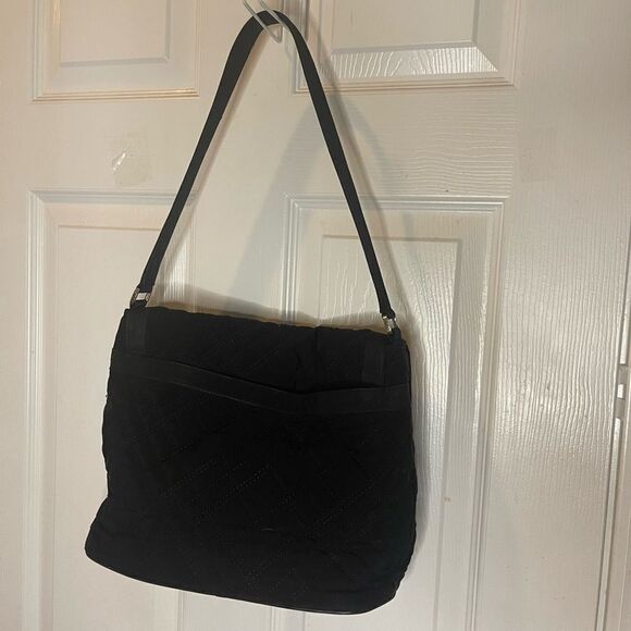 Vera Bradley Classic Black Quilted Fabric Shoulder Bag Purse Zebra print Lining. - Picture 4 of 13